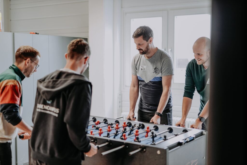 Mit Startups am Kickern im BadenCampus
