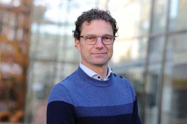tobias_schwind